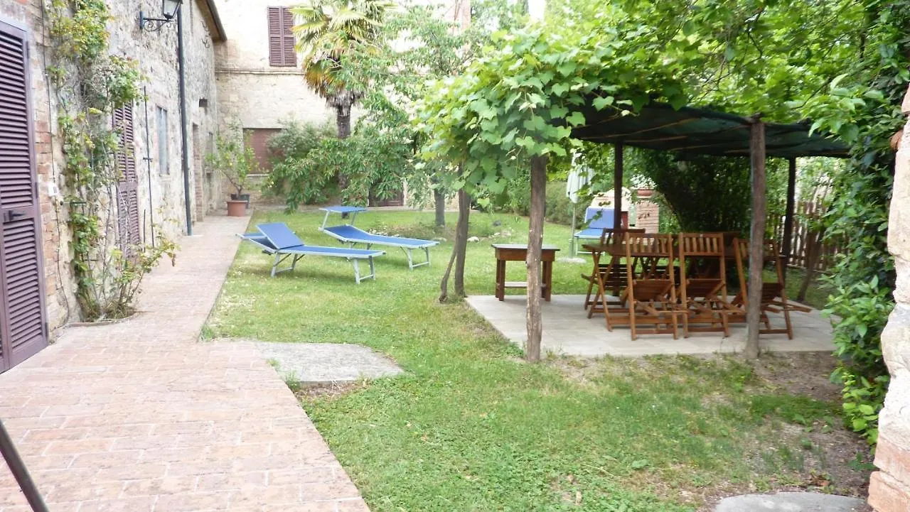 Agriturismo Bellavista Radicondoli 0*,
