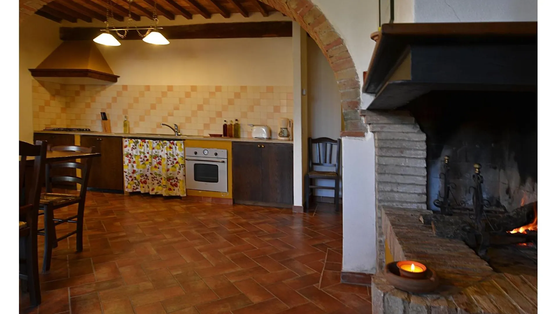 مزرعة للإقامة Agriturismo Bellavista Radicondoli