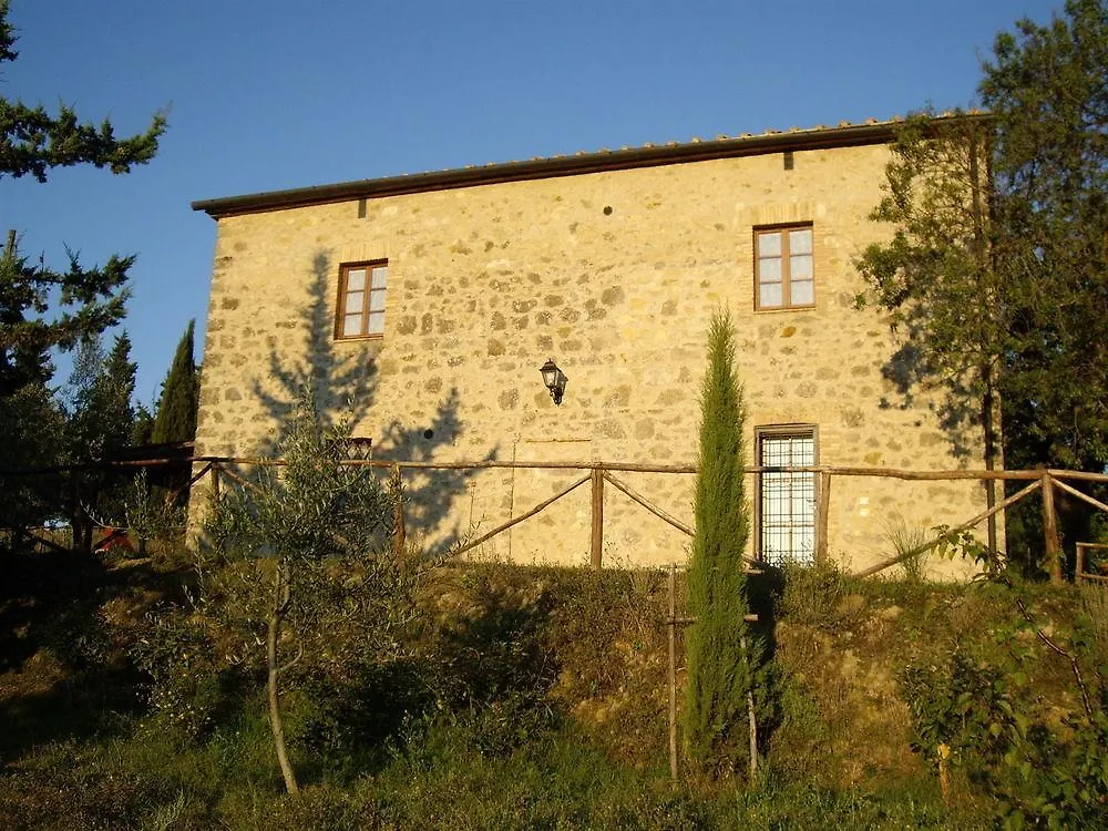 Agriturismo Bellavista Radicondoli مزرعة للإقامة